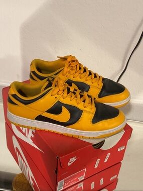 Nike Men’s Dunk Sneakers in Yellow and Black